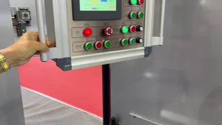 Peeling de haute précision de machine de skiving de mousse de commande numérique par ordinateur de TDPB 1900