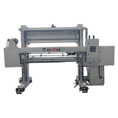 Machine de découpe de mousse en PU robuste pour la découpe horizontale sur rail avec rouleau à pression automatique et enroulement largeur de coupe 2200mm