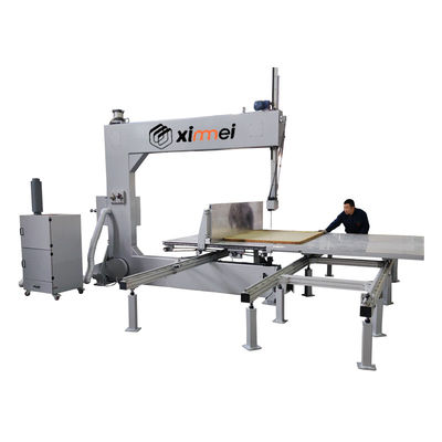 Quatre roues guidantes couteau vertical machine de coupe d'éponge avec table de travail en aluminium mobile à main haute précision de coupe couper l'éponge en bloc et bande Efficacité et fiabilité Réduire les temps d'arrêt